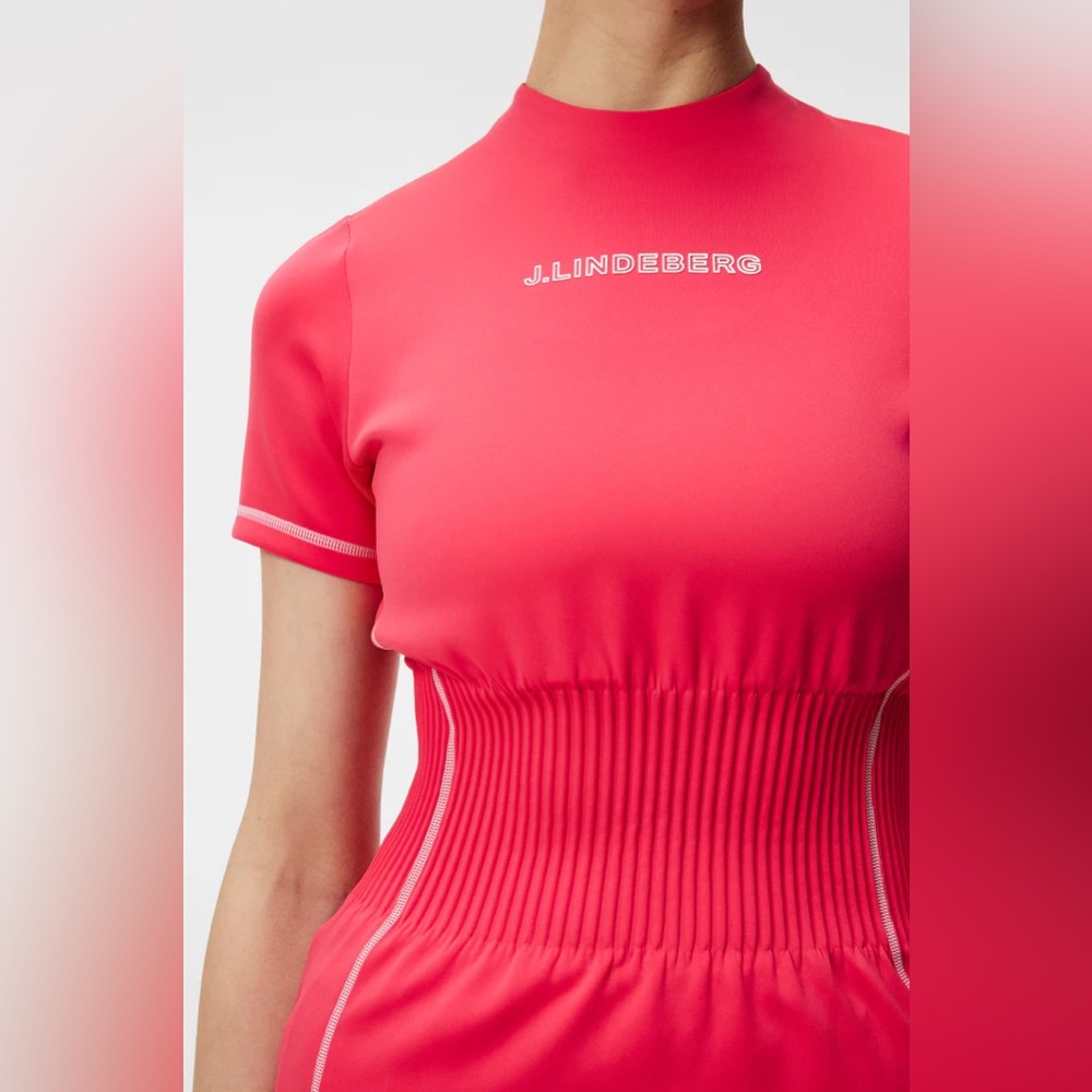 KIM TOP
AZALEA brand new perfect top for everyday or sports